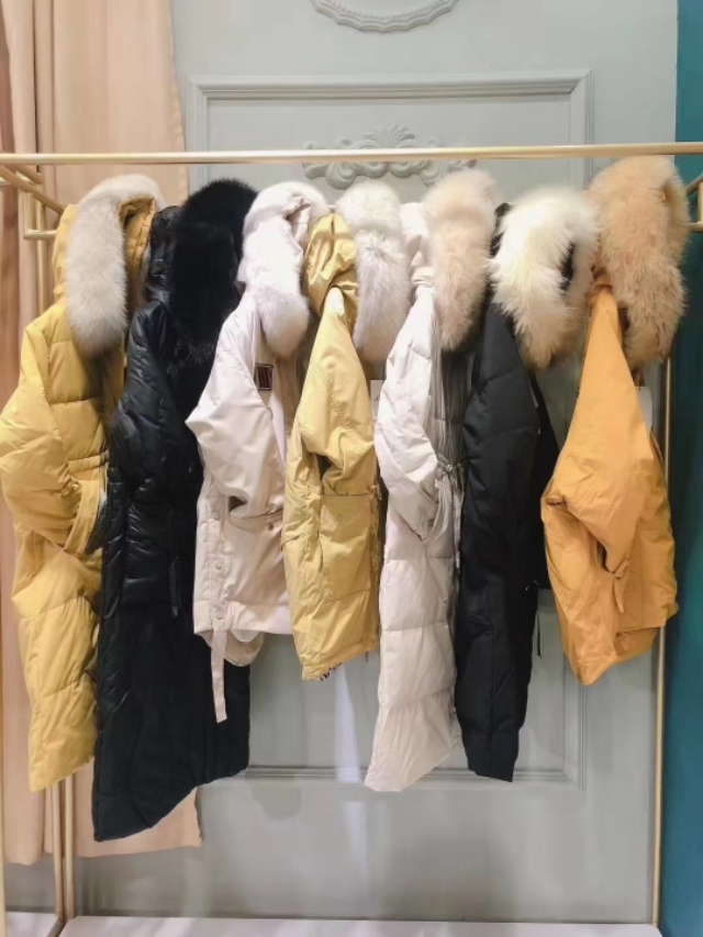 品牌女装尾货批发直播,品牌女装尾货批发300一袋