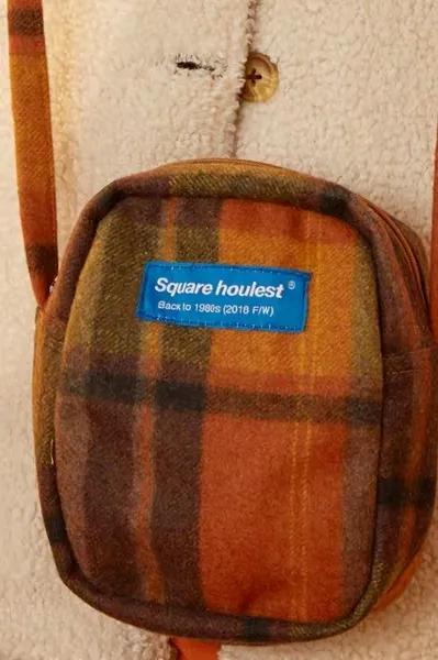 平价情侣装店铺推荐 (淘宝上比较好的情侣装店铺有哪些)