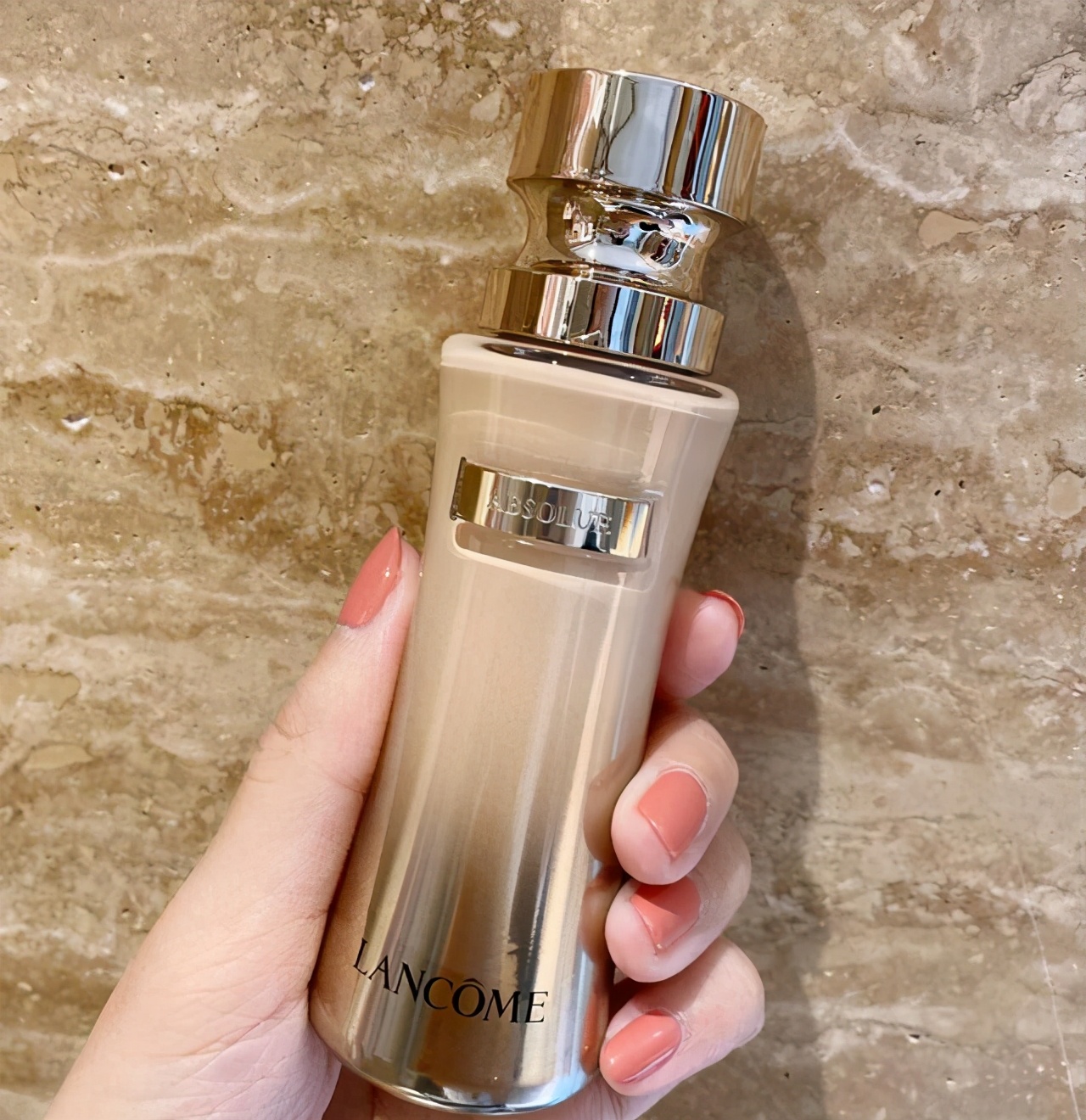 四色粉底液排行榜前十名,芭比波朗虫草和ysl逆龄粉底液