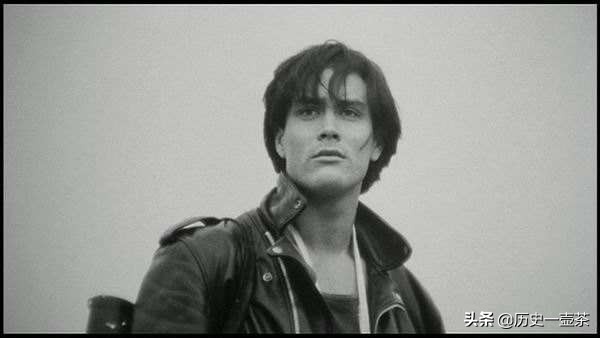 李小龙在1973年怎么了,李小龙当年突然暴毙有多震惊