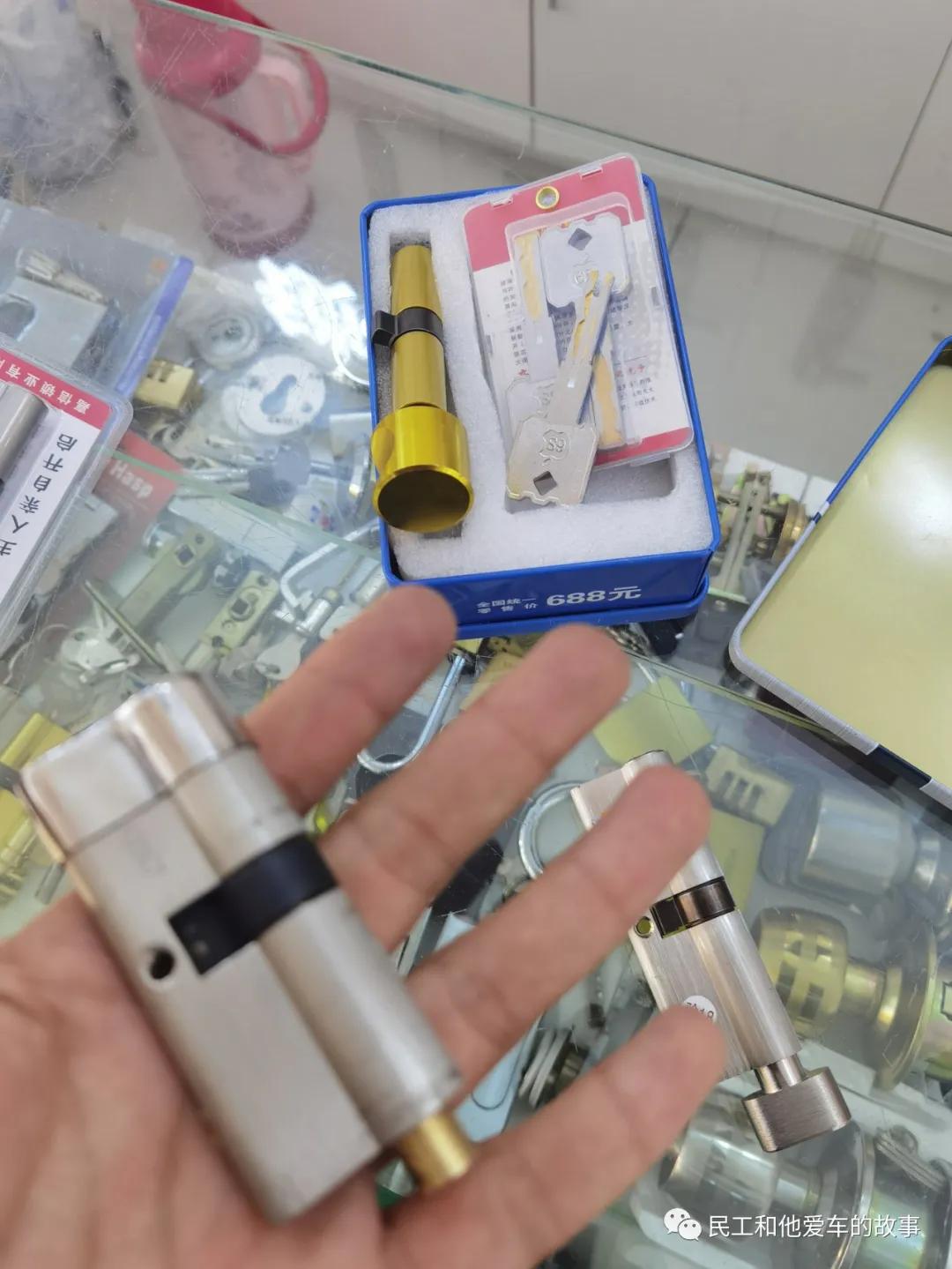 防盗门换锁芯用换钥匙吗,防盗门换锁芯钥匙也换了吗