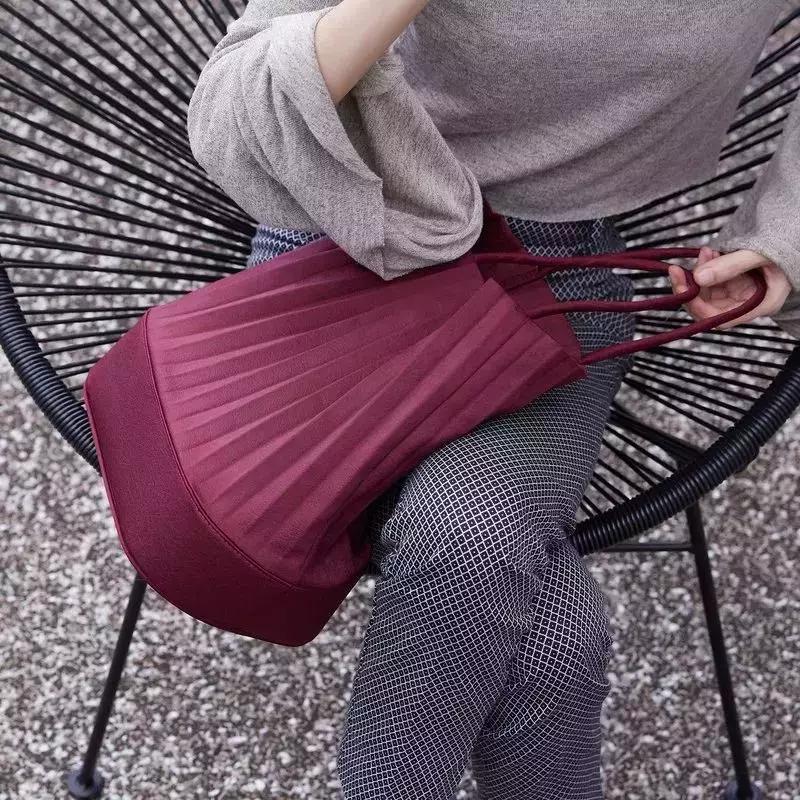 1000左右的包包品牌推荐,1000块钱能买什么大牌的包