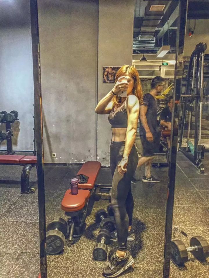 体育女神95后,95后健身美女