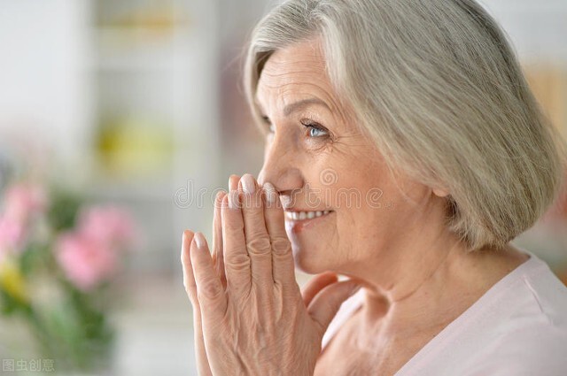 28岁头发白是什么原因,28岁头顶一根白头发