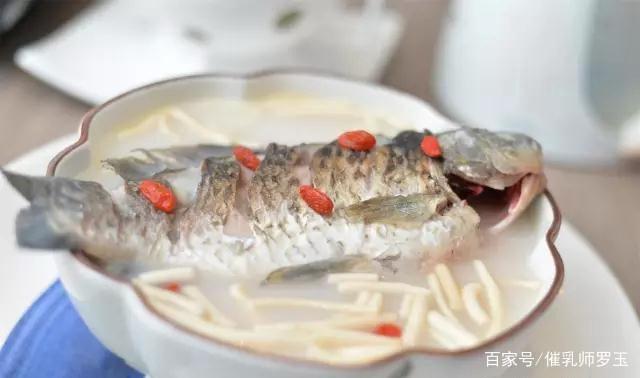 产后母乳少煲什么汤下奶,产后奶少吃什么药最好