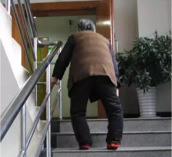 膝盖关节炎腿疼有什么好的方法吗,膝盖关节炎有骨刺怎么治疗