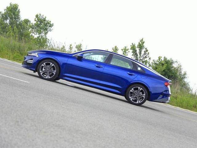 新款起亚k5的2.0发动机怎么样,全新起亚k5什么混合动力