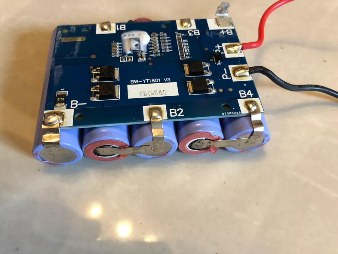 怎样更换吸尘器电池,莱克吸尘器怎么更换电池