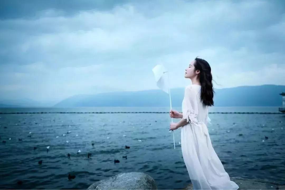 红颜知己蓝颜知己情人的区别,红颜知己蓝颜知己真的是纯友谊吗