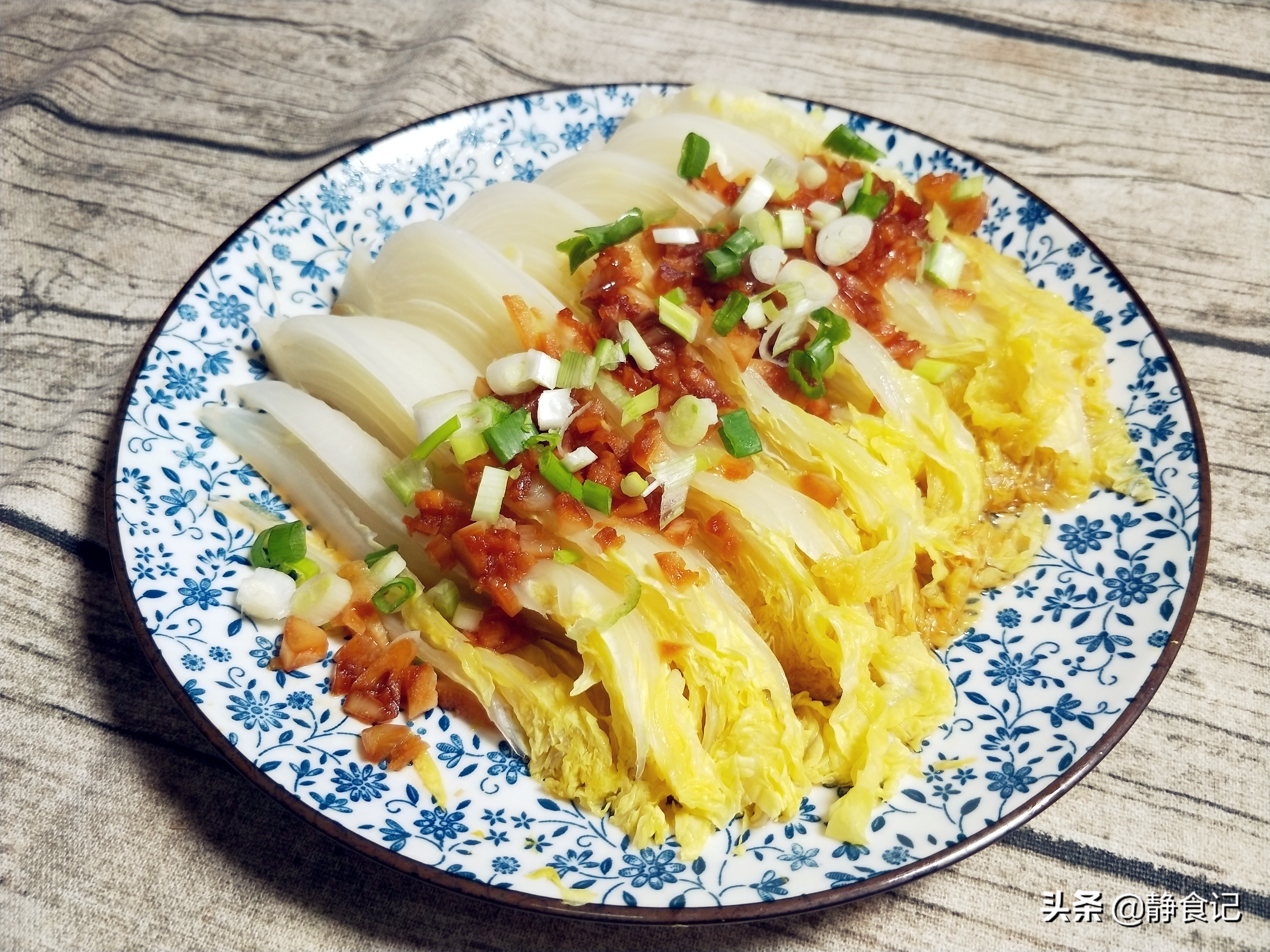 过年油腻多，吃点这菜，促进肠胃蠕动防便秘，给肠胃“大扫除”！