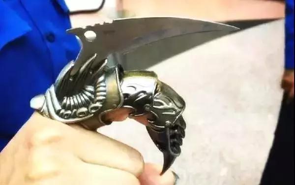 留学生海关安检被拒，CL的萝卜丁口红竟成凶器！