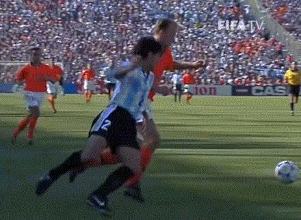 以为毫无悬念，结果难以取舍，因为那是他们陪我们走过的岁月