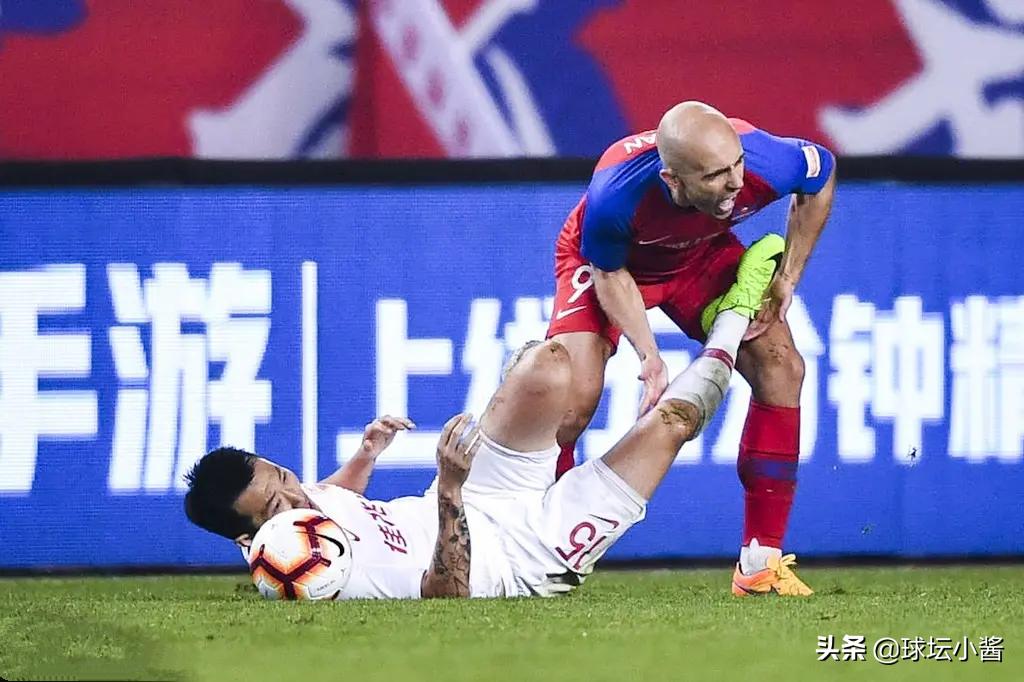 新赛季中超红牌,红牌恶意犯规