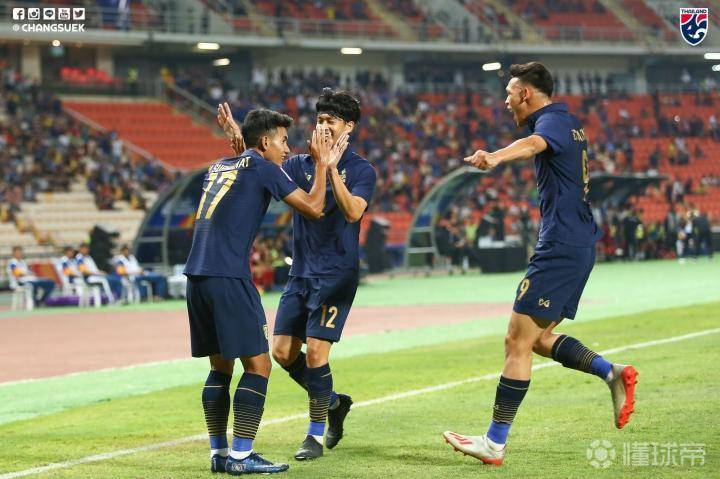 东南亚足球卷狂飙!首战五球狂胜西亚劲旅巴林队暴露夺冠野心!