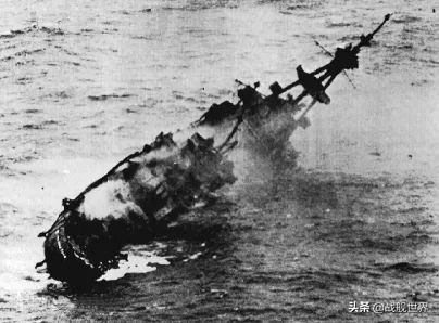 科曼多尔的不死鸟！活用战舰特性即使彭脆脆也能绝处逢生