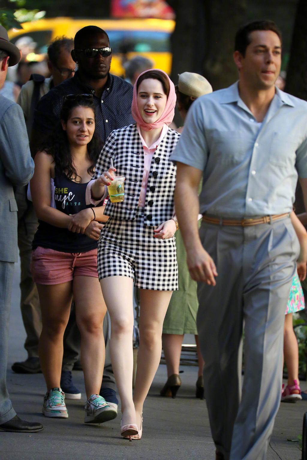 看剧学穿搭视频制作,麦瑟尔夫人穿搭视频