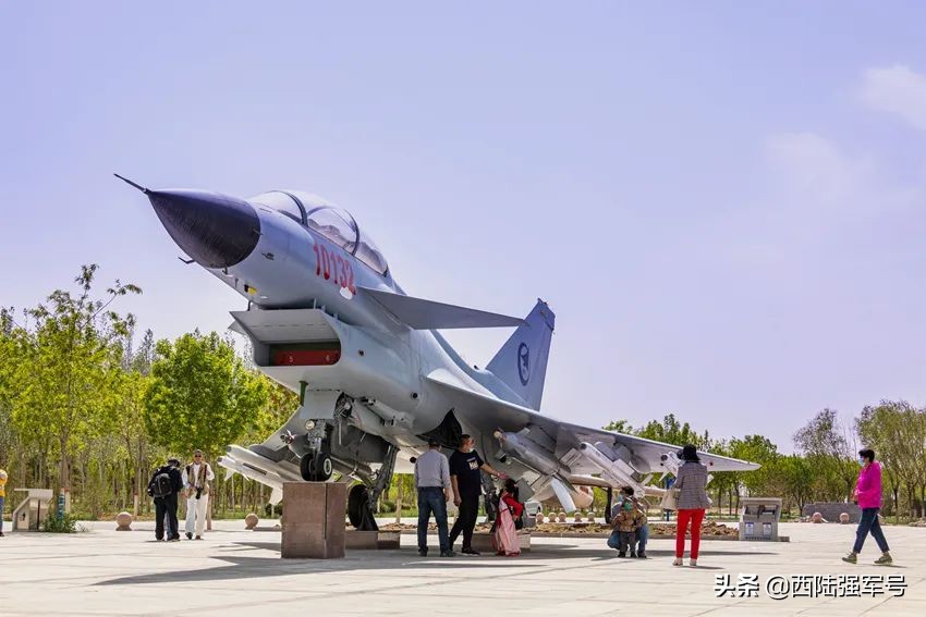 银川舰怎么运到银川的,银川舰在银川吗