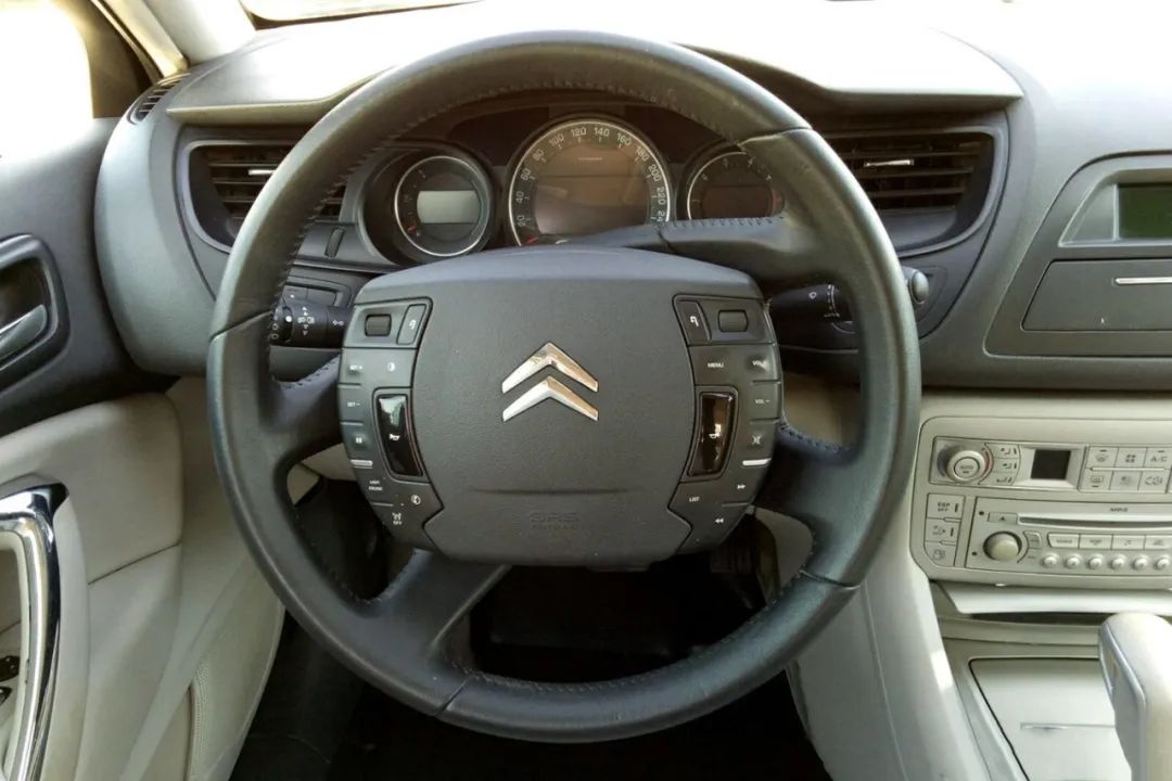 二手法系车的缺点,二手法系车稳定性怎么样