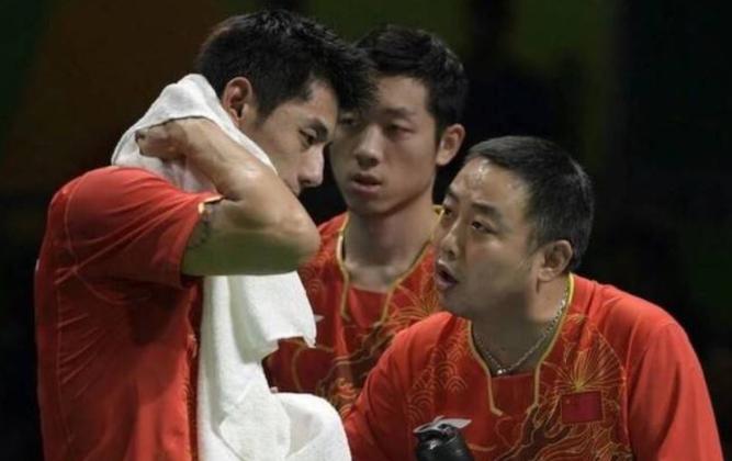 张继科在刘诗雯低谷期高调秀恩爱,张继科乒乓球遗憾