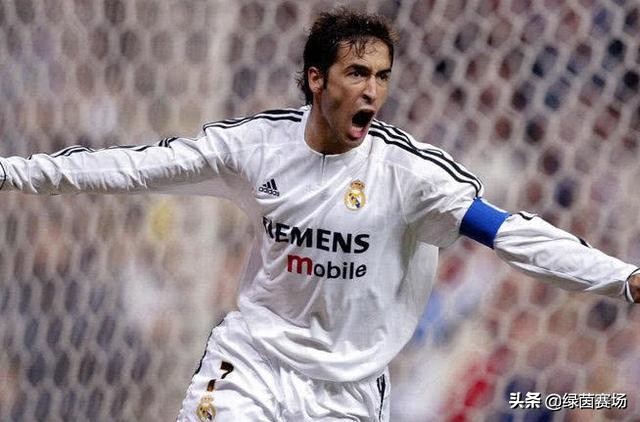 足球界的全能战士,全能前锋全能中场