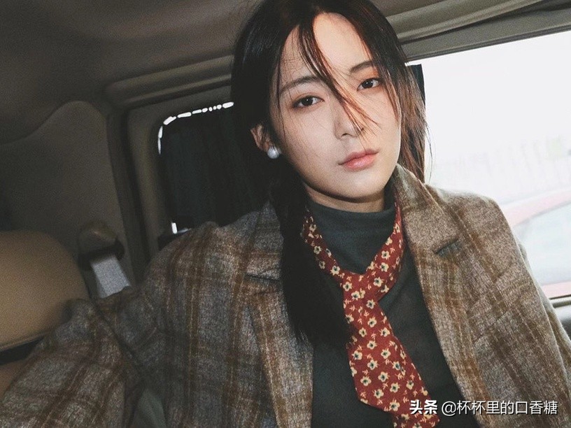 9位同龄不同命女星！赵露思晋升顶流，孟美岐有人气没资源