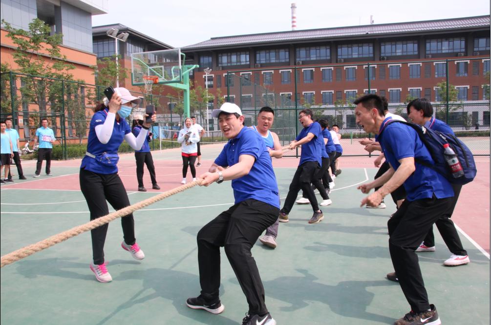 团结拼搏砥砺前行永争第一,团结奋进勇争第一