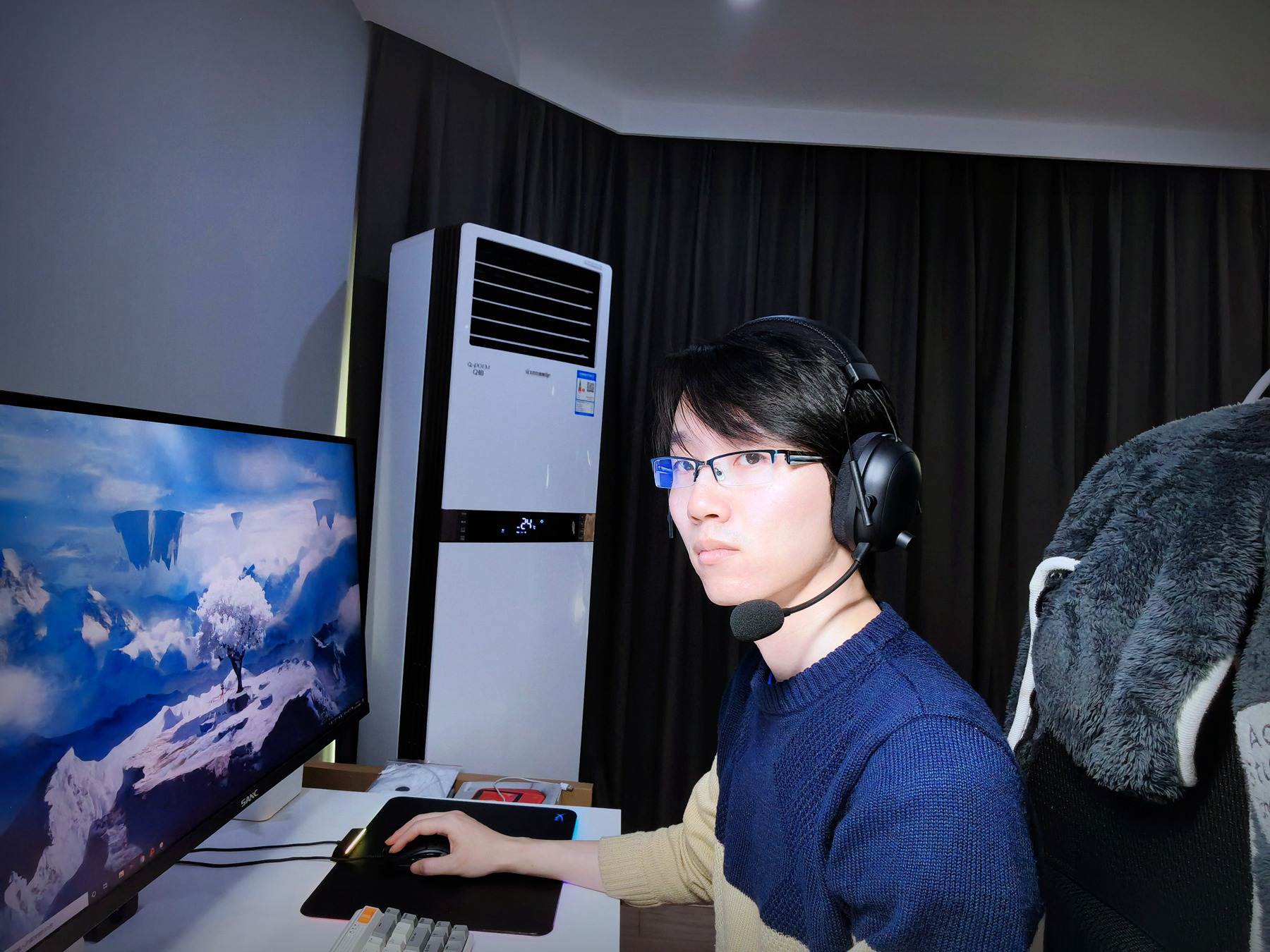 职业向的全能电竞耳麦-雷蛇旋风黑鲨V2专业版评测报告