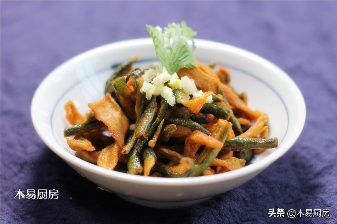 冬吃萝卜夏吃姜萝卜的神仙吃法,腌萝卜咸菜又脆又好吃的做法