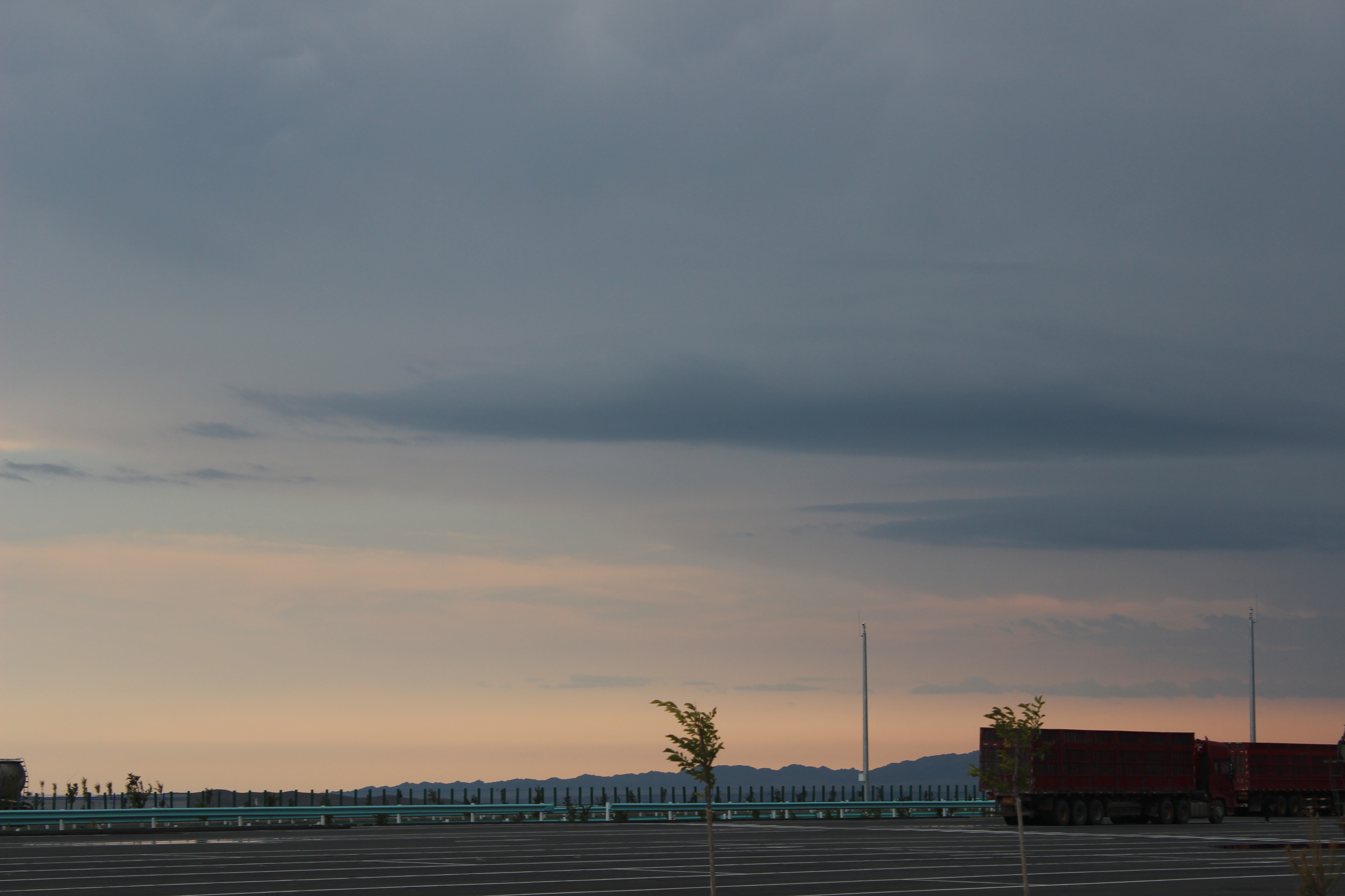 摩旅路上遇到危险,摩旅自驾注意事项