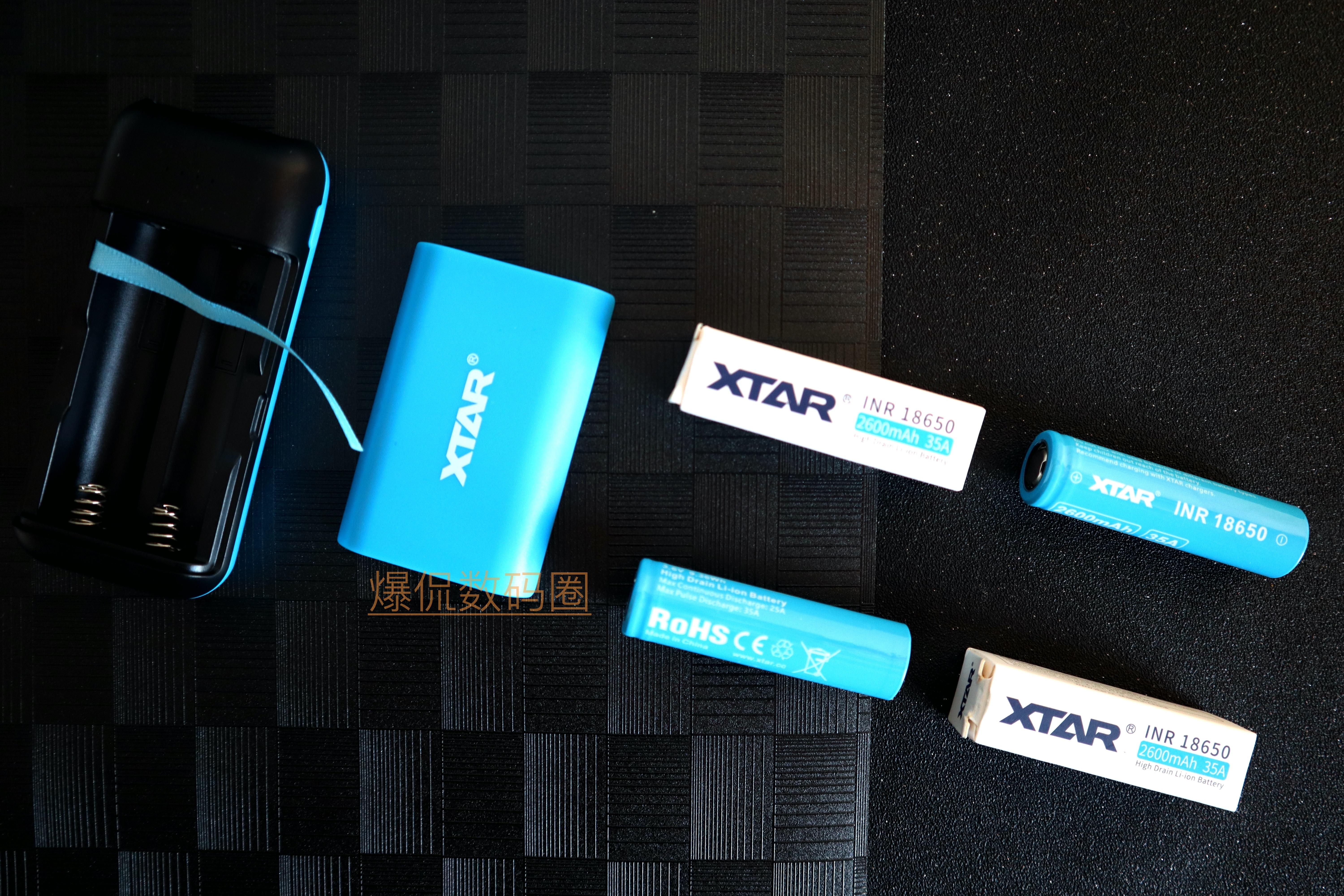 爱克斯达PB2C移动电源上手:容量多少你决定,电池血亏根本不存在