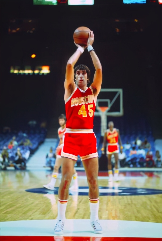 盘点近些年来nba球场冲突时刻,nba最暴力的一场比赛