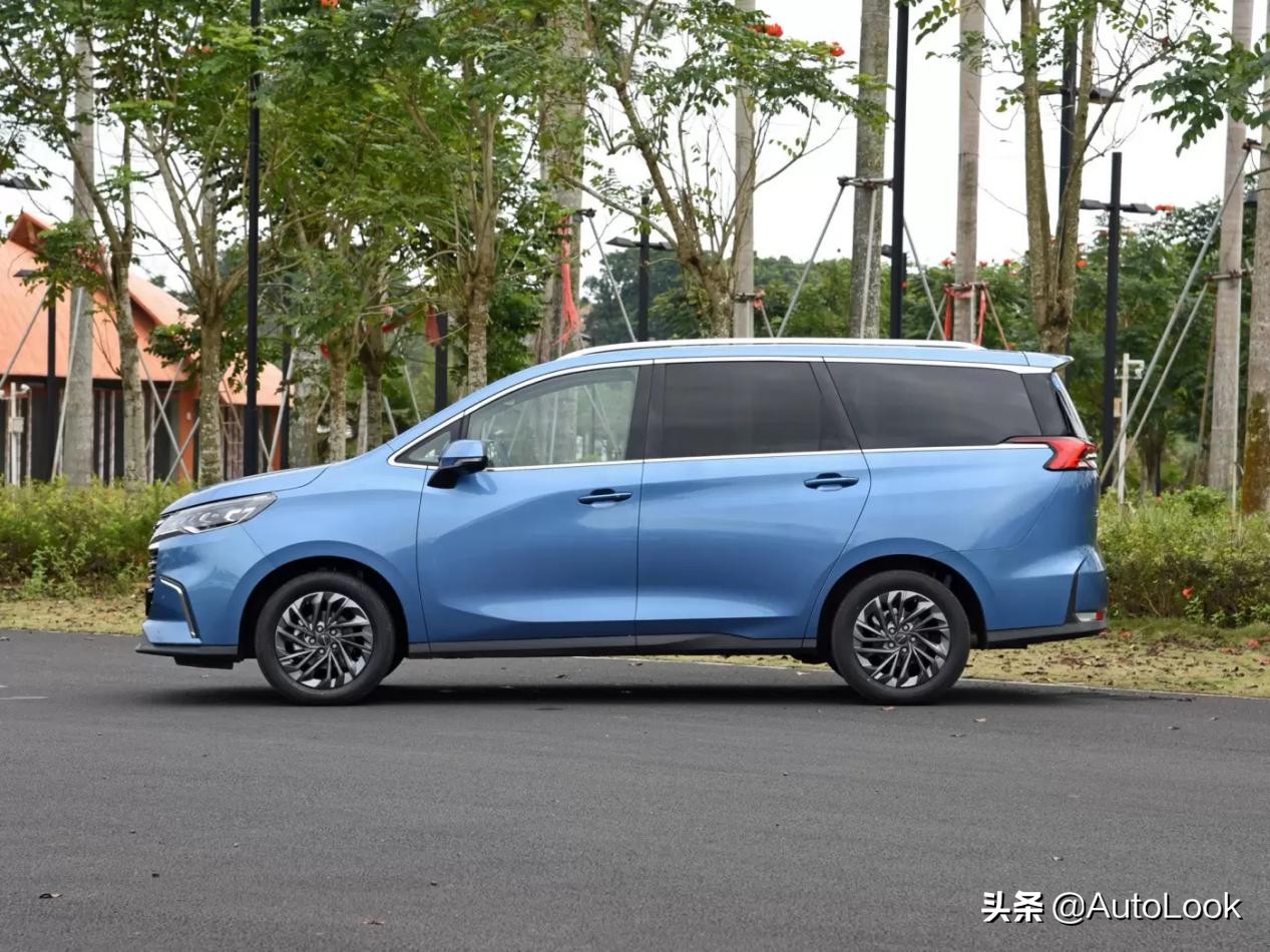 新上市的mpv推荐10到15万,潮流新选择四款入门级家用mpv推荐