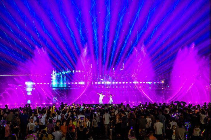 “炫”浑南点亮夜沈阳