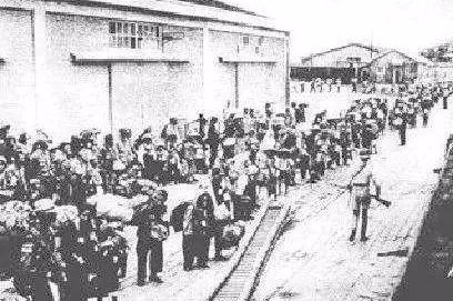 1949年后历史感人故事,1942-1945抗日事件