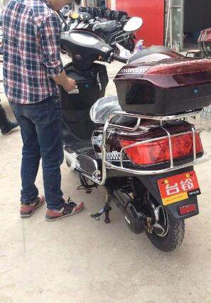 两轮电动车反转了怎么办,两轮电动车换电机后反转