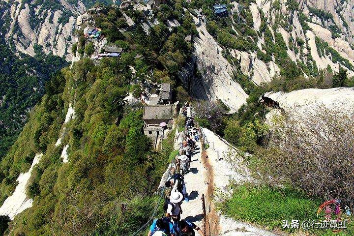 被誉为天下第一奇山是华山吗,华山天下第一山