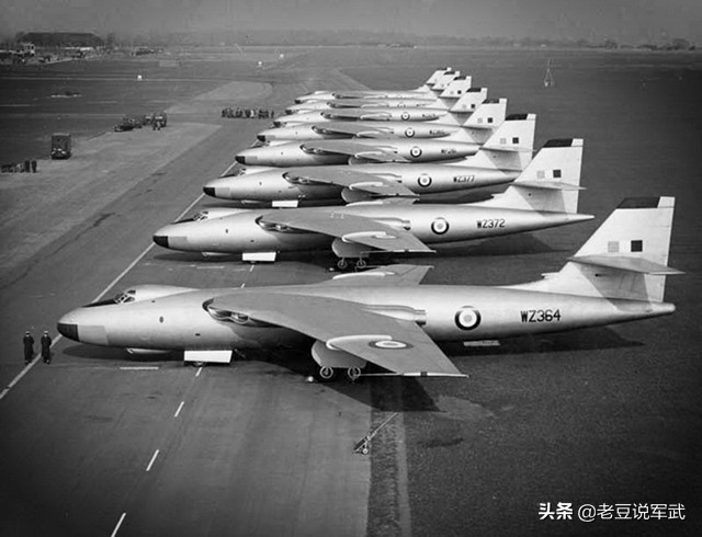 英国轰炸机v型,英国3v轰炸机