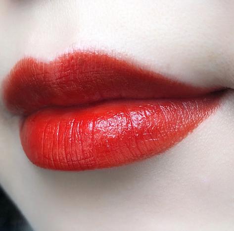 国货口红稚优泉,稚优泉和美康粉黛哪个口红不沾杯