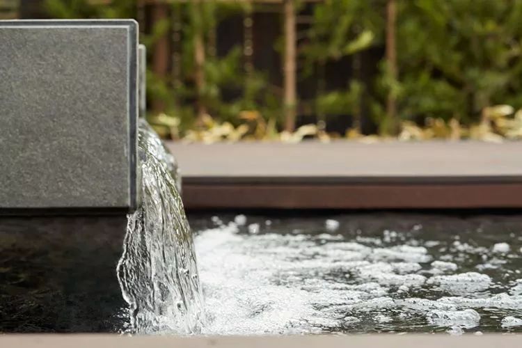 一晚80000，历时10年，耗资33亿的上海安缦，...