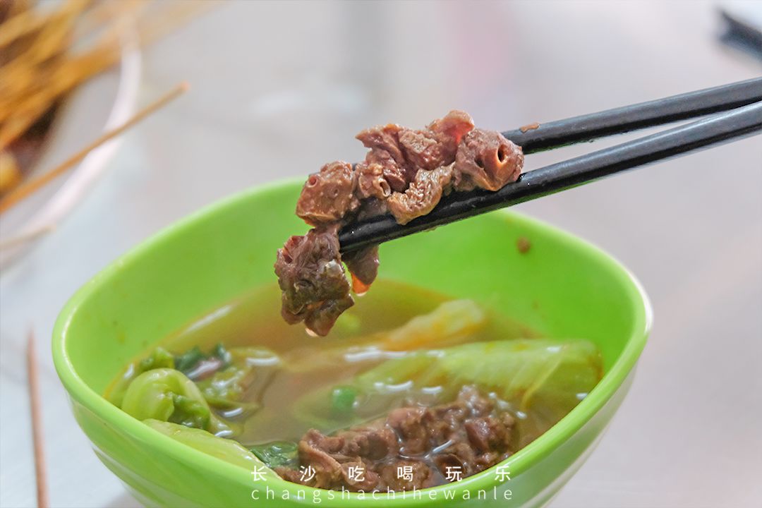 不打眼的通泰街，蕴藏了了一代长沙人的美食回忆