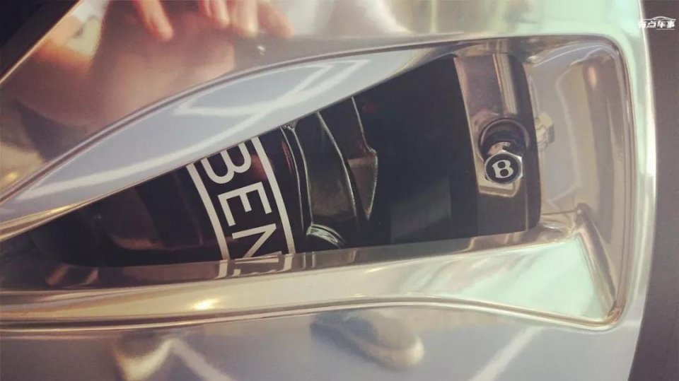 全新宾利飞驰体验,第一代宾利飞驰极速版