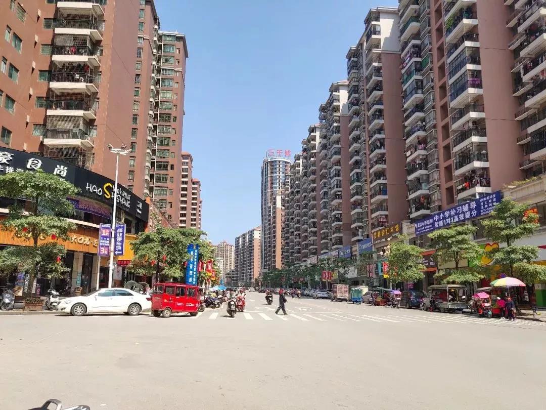 桂平汽车总站搬迁在哪个位置,桂平汽车总站搬到哪了