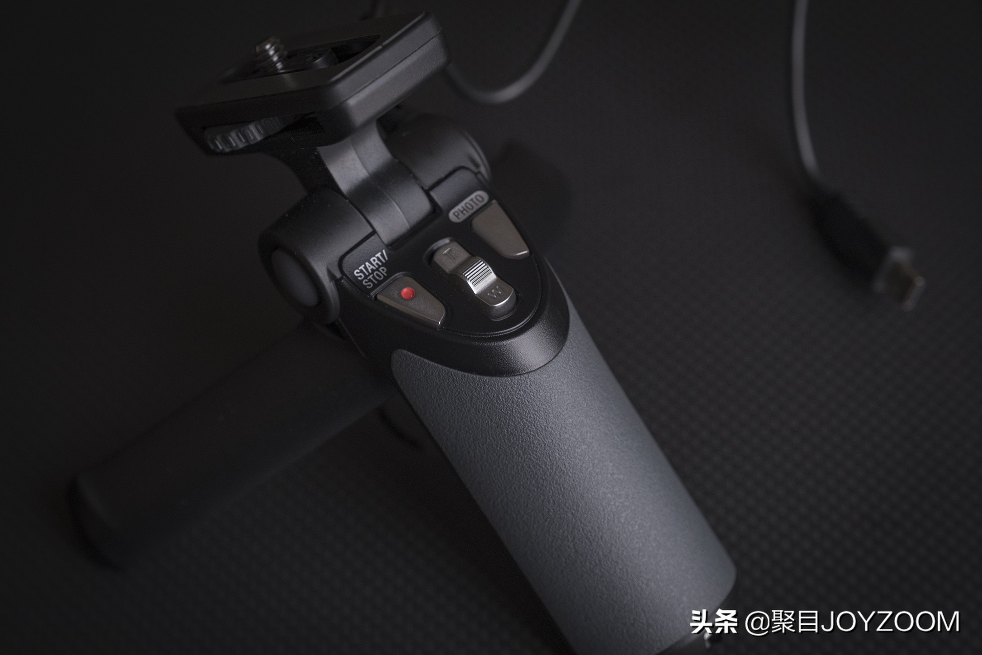 聚目体验丨索尼的VLOG拍摄神器？α6400使用体验