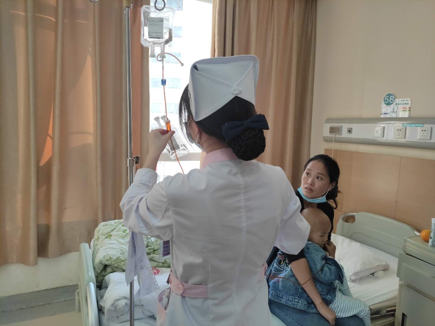 两岁男孩靠止疼药度日,如今四肢发黑痛哭到午夜,父亲为此熬白头