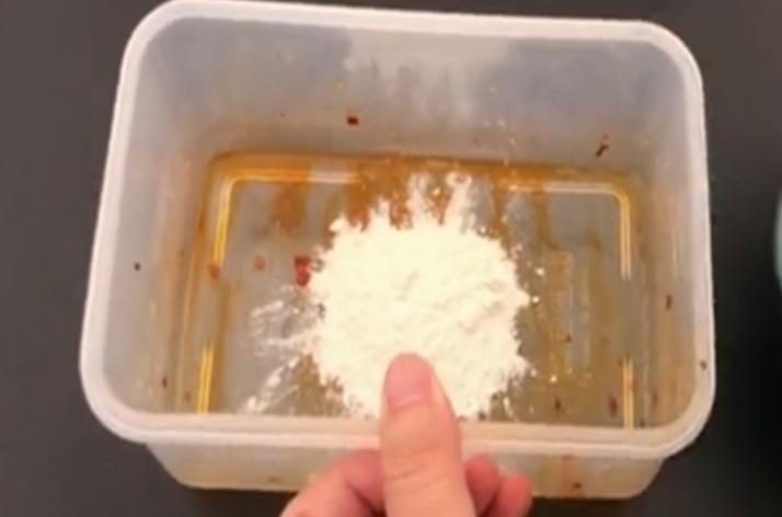 塑料饭盒油污为什么不容易清洗,如何清洗塑料饭盒油污