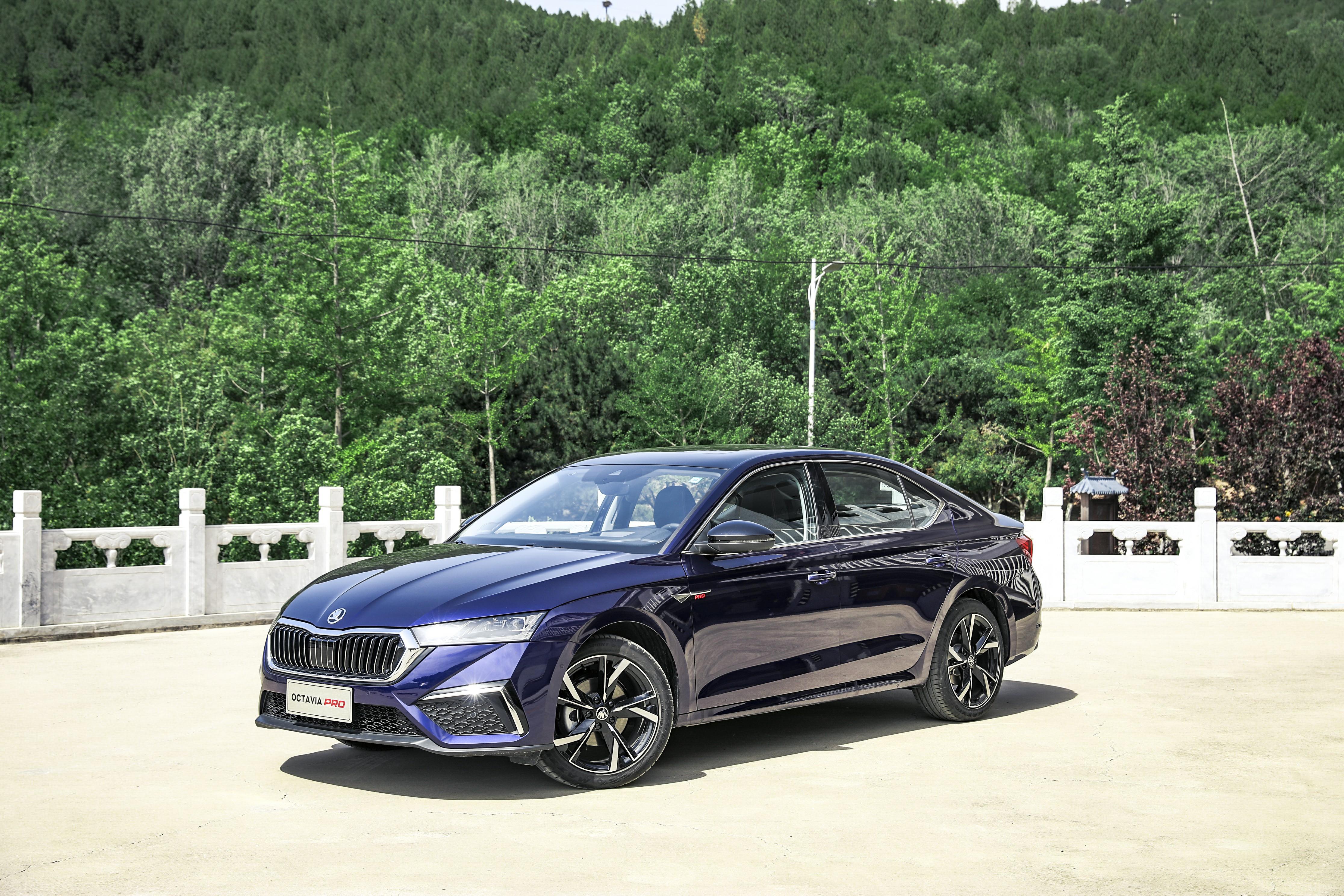 斯柯达明锐1.6和速腾发动机一样吗,斯柯达新明锐和速腾对比