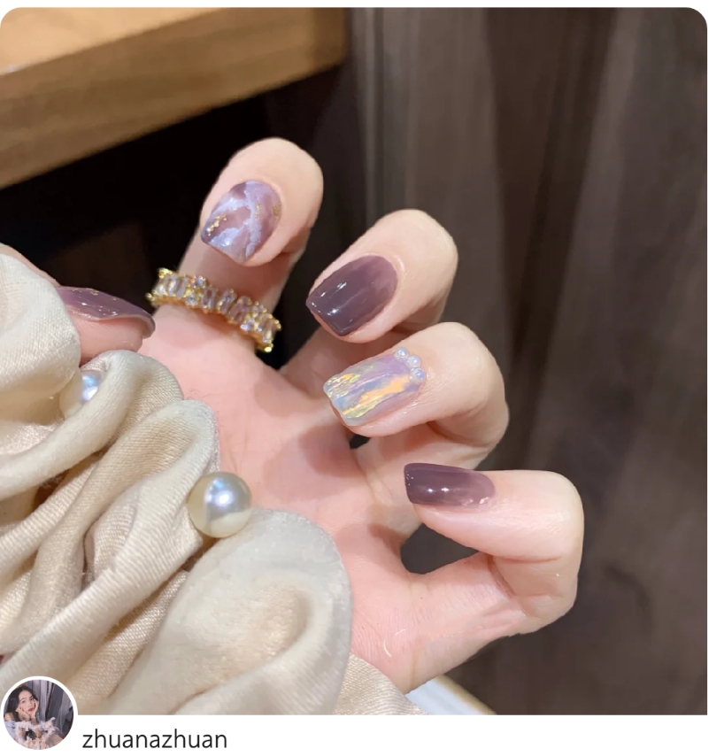 简单的透明奶茶美甲,果汁泡泡美甲