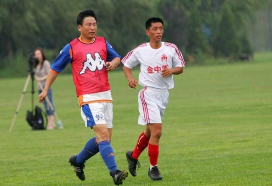 央视主持人白岩松足球,中国足球主持人白岩松