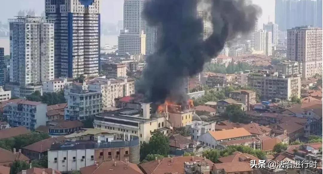 知名色情网站“草榴社区”4名核心成员被抓