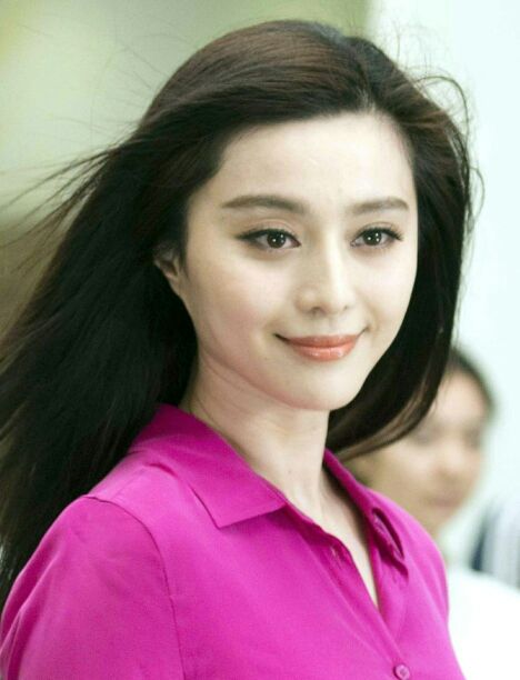 范冰冰与洪金宝的真实关系,范冰冰洪金宝关系知乎